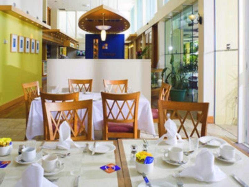 Cairns Harbourside Hotel Restaurant foto